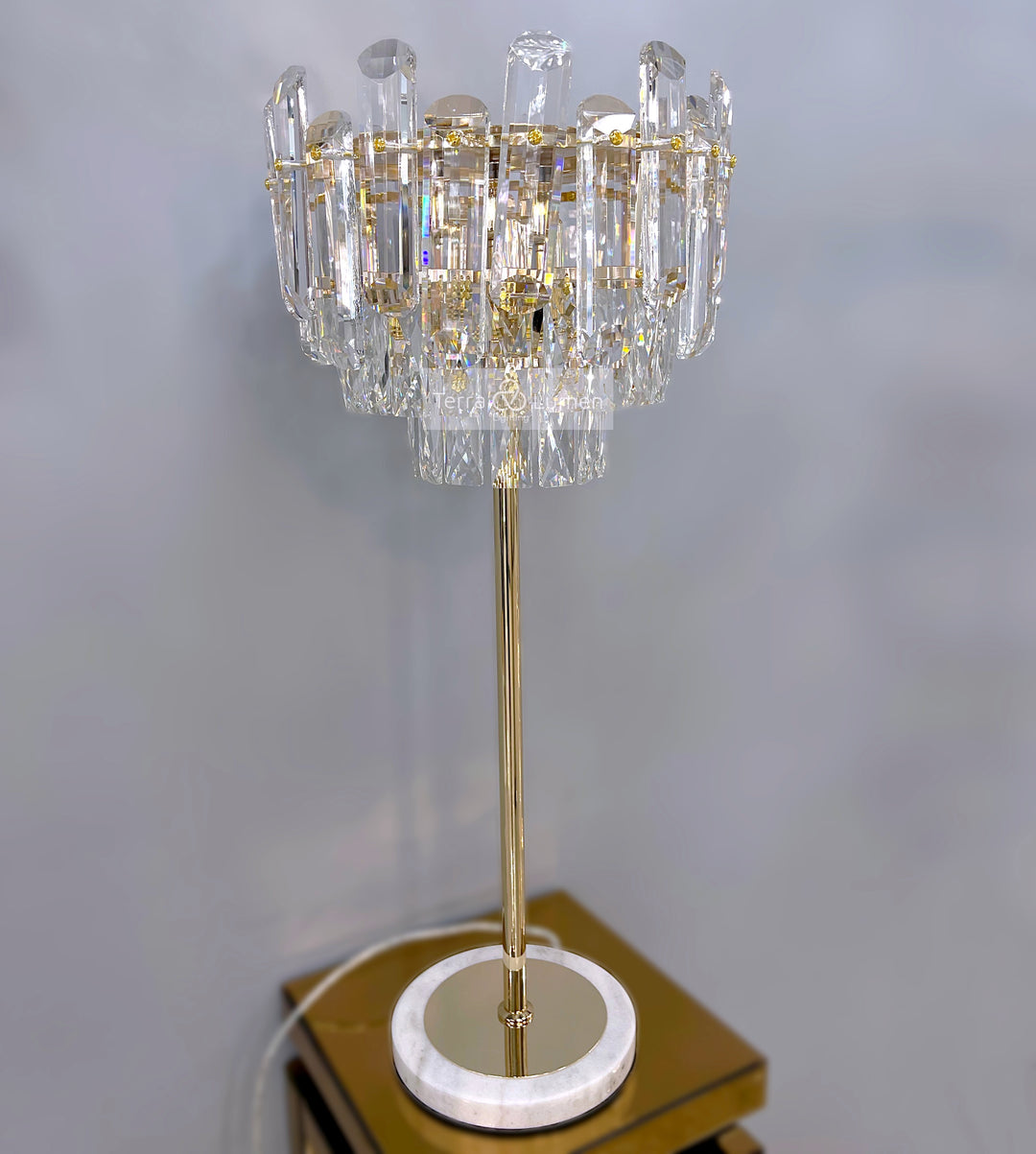 The Clarity Clear Crystal Table Lamp (Gold)